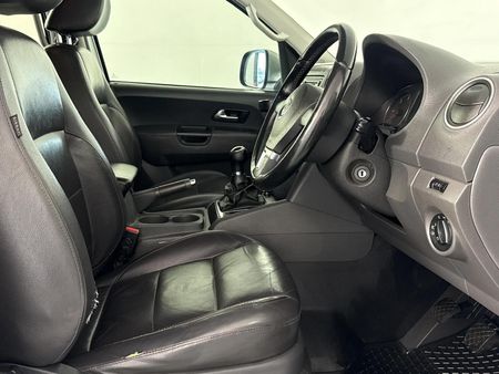 2011-Volkswagen-Amarok-20-BiTDI-Highline-120kW-Double-Cab_8