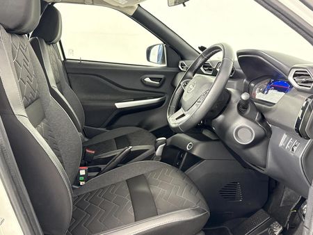 2023-Nissan-Magnite-10T-Acenta-Plus-Auto_9