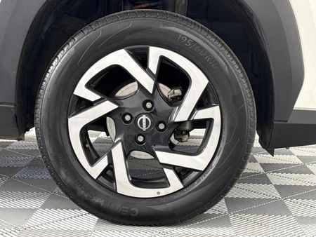 2023-Nissan-Magnite-10T-Acenta-Plus-Auto_5