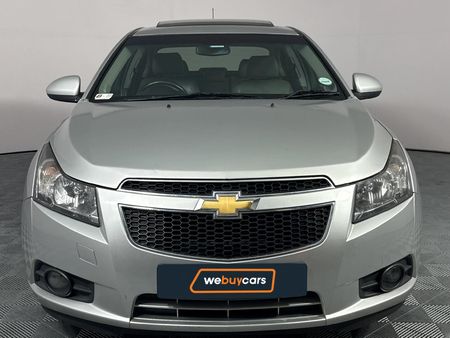 2012-Chevrolet-Cruze-20d-LT_14