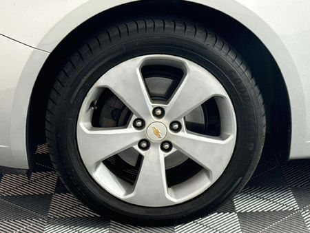 2012-Chevrolet-Cruze-20d-LT_4