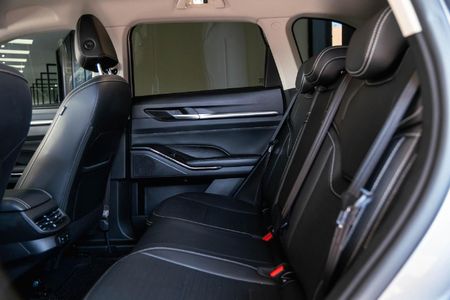 2024-Haval-H6-15T-Hybrid-Ultra-Luxury-DHT_16