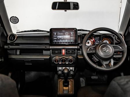 2023-Suzuki-Jimny-15-GLX-Auto_13