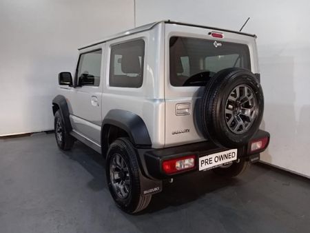 2023-Suzuki-Jimny-15-GLX-Auto_5
