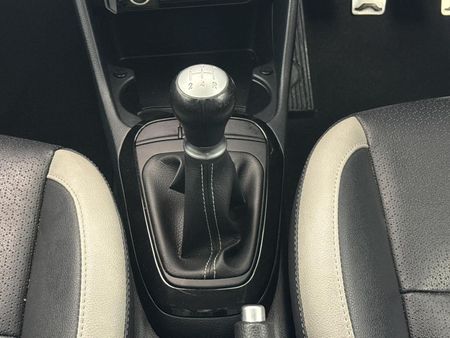 2021-Kia-Picanto-12-X-Line_10