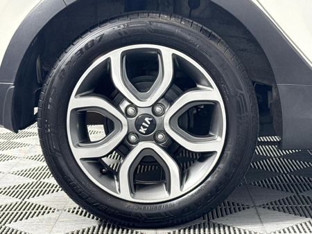 2021-Kia-Picanto-12-X-Line_7