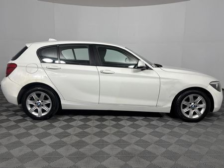 2013-BMW-1-Series-116i-5-dr-Auto_17