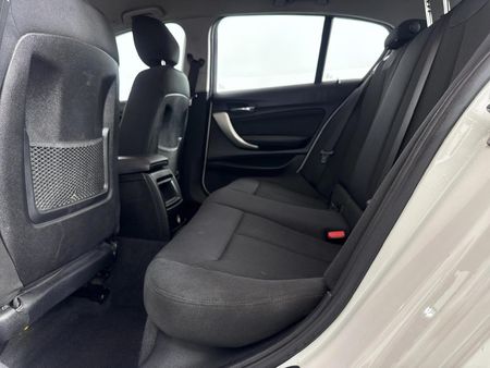 2013-BMW-1-Series-116i-5-dr-Auto_3