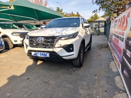 2017-Toyota-Fortuner-28-GD-6-4x4-Auto_0