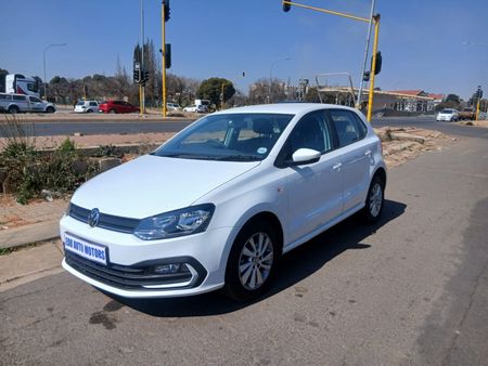 2025-Volkswagen-Polo-Vivo-16-Life-Auto_0