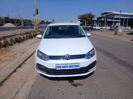 2025-Volkswagen-Polo-Vivo-16-Life-Auto_17