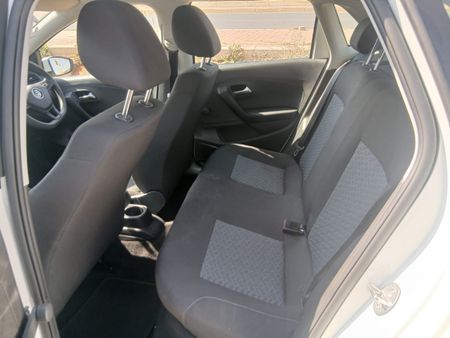 2025-Volkswagen-Polo-Vivo-16-Life-Auto_5