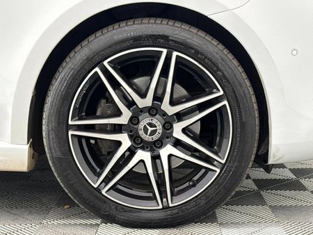 2023-Mercedes-Benz-V-Class-V-300d-Exclusive_4
