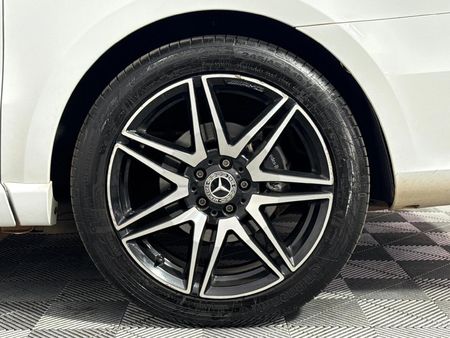 2023-Mercedes-Benz-V-Class-V-300d-Exclusive_5