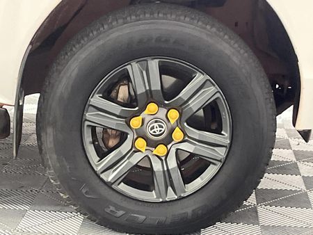2021-Toyota-Hilux-24-GD-6-Raider-4x4-Auto-Single-Cab_3