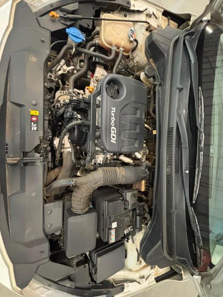 2022-Hyundai-i20-10-TGDI-Fluid_12