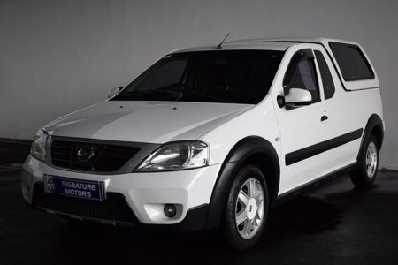 2017-Nissan-NP200-15-dCi-SE_0
