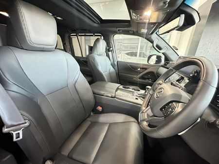 2026-Lexus-LX-500d-Overtrail_11