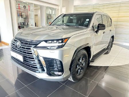 2026-Lexus-LX-500d-Overtrail_2