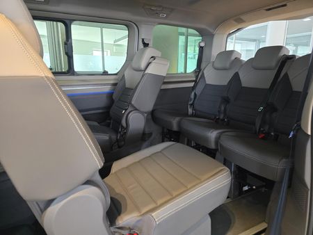 2026-Volkswagen-Caravelle-T7-Multivan-DSG-4Mot-Ehybrid_20