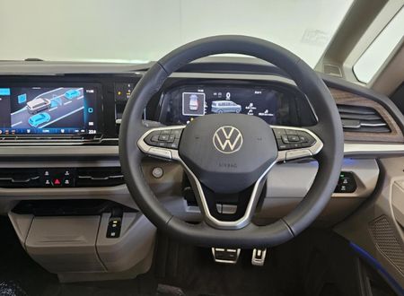 2026-Volkswagen-Caravelle-T7-Multivan-DSG-4Mot-Ehybrid_5