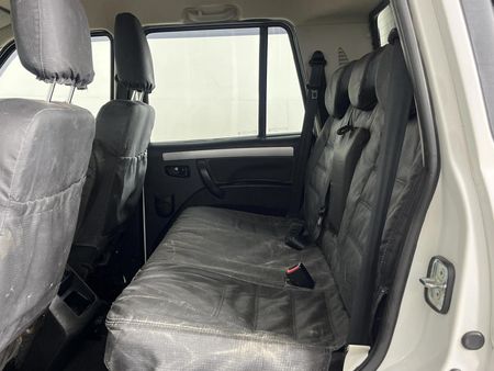 2020-Mahindra-Pik-Up-22-mHawk-S6-4x4-Double-Cab_3