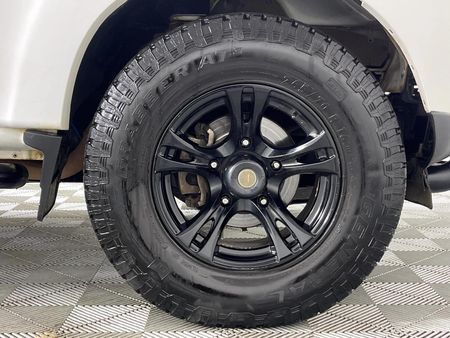 2020-Mahindra-Pik-Up-22-mHawk-S6-4x4-Double-Cab_4