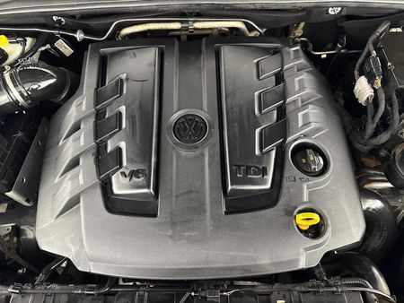 2017-Volkswagen-Amarok-30-TDI-Highline-4Motion-Auto-Double-Cab_13