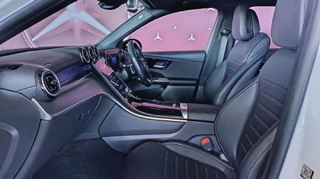 2025-Mercedes-Benz-GLC-300D-4Matic_14