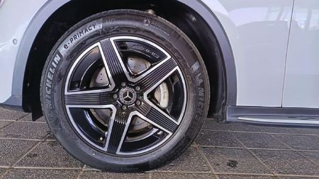 2025-Mercedes-Benz-GLC-300D-4Matic_2