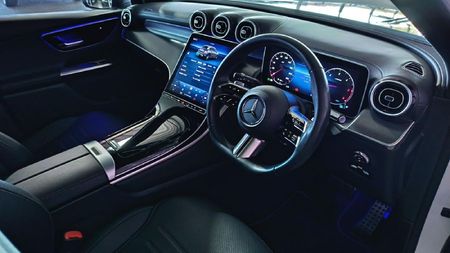 2025-Mercedes-Benz-GLC-300D-4Matic_7