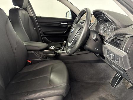 2017-BMW-1-Series-118i-5-dr-Auto_9