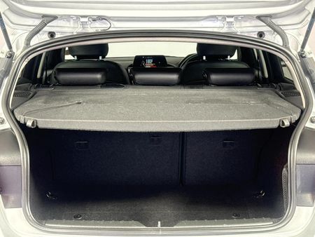 2017-BMW-1-Series-118i-5-dr-Auto_14
