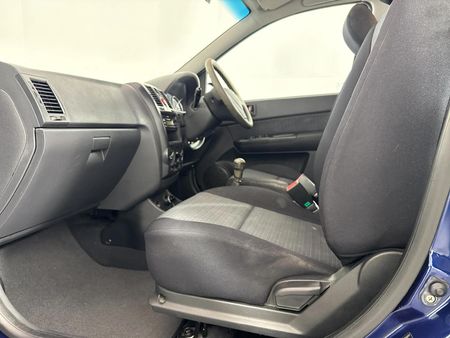 2009-Hyundai-Getz-14-HS_8