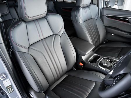 2026-Isuzu-Mu-x-30D-Onyx-XT-4x4-Auto_25