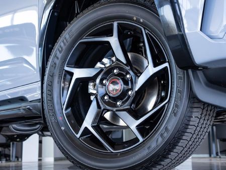 2026-Isuzu-Mu-x-30D-Onyx-XT-4x4-Auto_29
