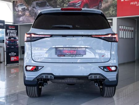 2026-Isuzu-Mu-x-30D-Onyx-XT-4x4-Auto_8