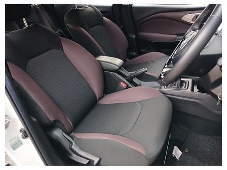 2025-Suzuki-Fronx-15-GL_14