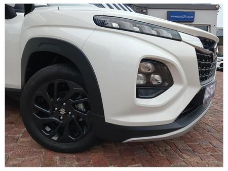 2025-Suzuki-Fronx-15-GL_17