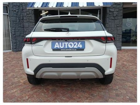 2025-Suzuki-Fronx-15-GL_4
