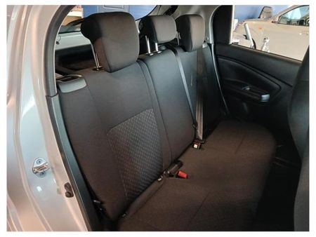 2025-Toyota-Vitz-10-XR_13