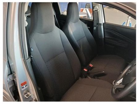 2025-Toyota-Vitz-10-XR_11