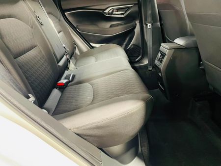 2025-Toyota-Urban-Cruiser-15-XR-Auto_16