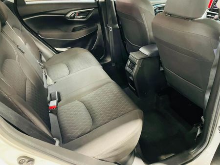 2025-Toyota-Urban-Cruiser-15-XR-Auto_21