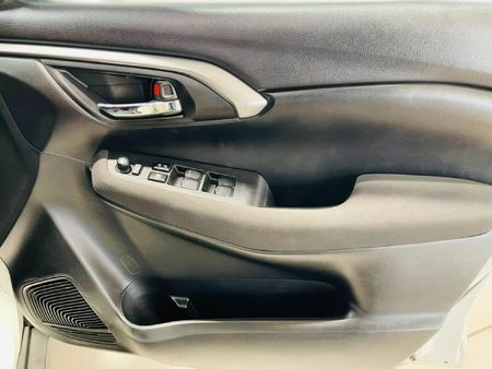 2025-Toyota-Urban-Cruiser-15-XR-Auto_3