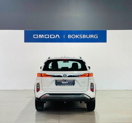 2025-Toyota-Urban-Cruiser-15-XR-Auto_4