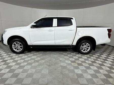 2024-Isuzu-D-Max-19-DDI-HR-LS-Double-Cab_19