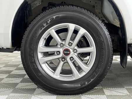 2024-Isuzu-D-Max-19-DDI-HR-LS-Double-Cab_4