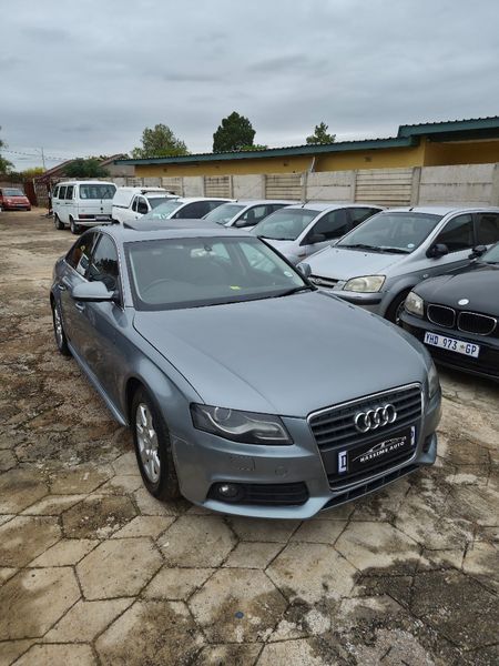 2010-Audi-A4-Avant-18-T-Ambition-Auto_0