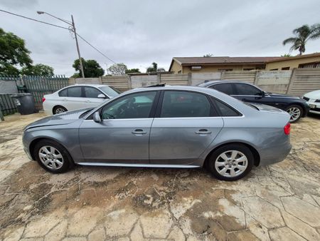 2010-Audi-A4-Avant-18-T-Ambition-Auto_3